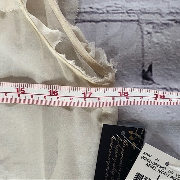 Guess Los Angeles Sheer Silk Cream Top Size L NWT - Picture 5 of 14